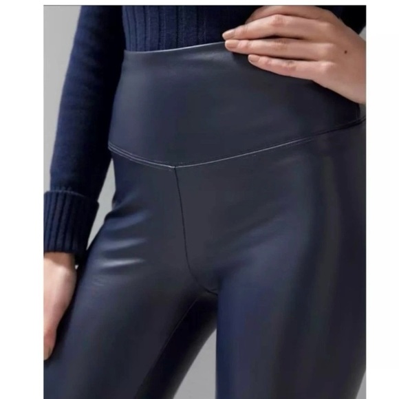 WHBM Vegan Leather Runway Leggings Navy Blue Size 0 Chic Classic Boho Festival - Picture 2 of 15